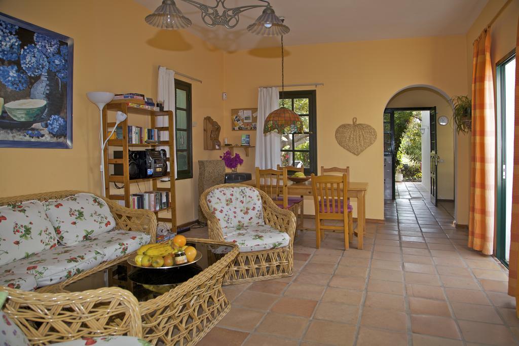Casa Finca Avocado Los Llanos De Aridane Esterno foto